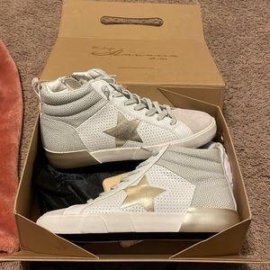 Vintage Havana high top sneakers